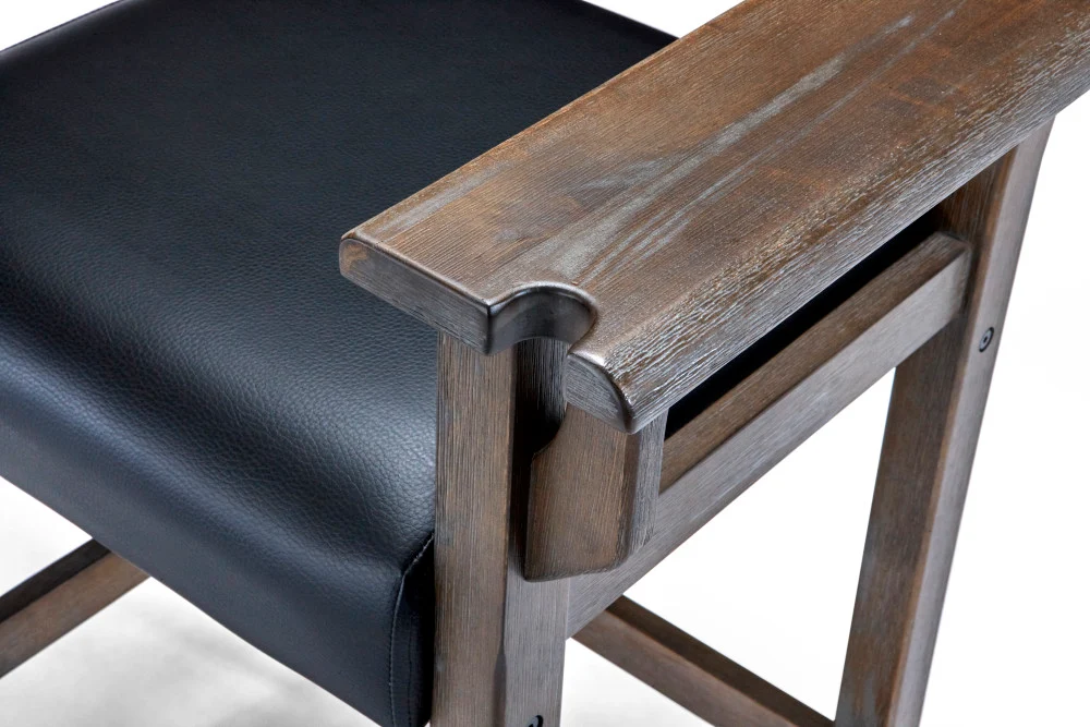 Traditional Player's Chair - Image 5